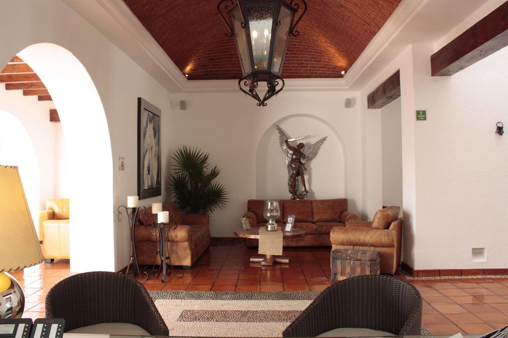 Hotel Villa Mexicana Golf & Equestrian Resort El Pueblito  Exterior foto